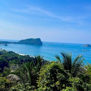 Meet your Posher, Vicky